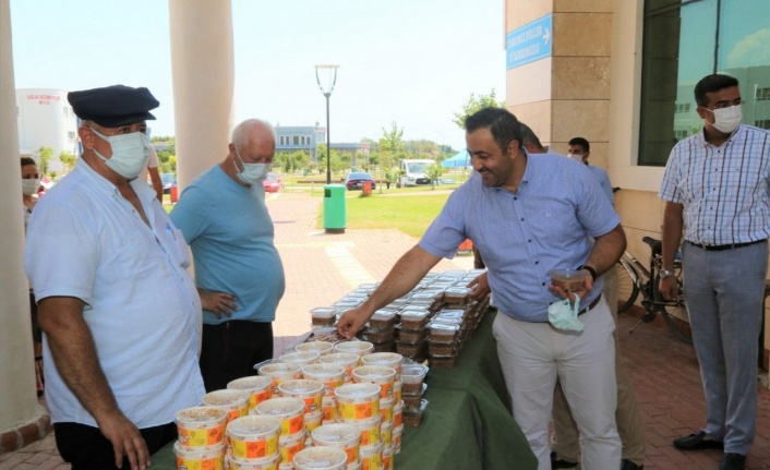 Alanya ALKÜ’den aşure ikramı