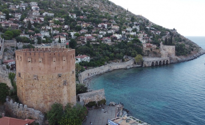 Alanya'da tarihle iç içe yaşam