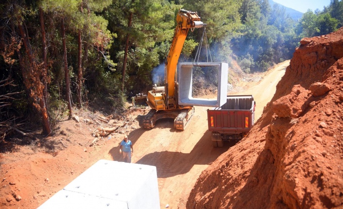 Oba Kızılcaşehir’e yeni yol