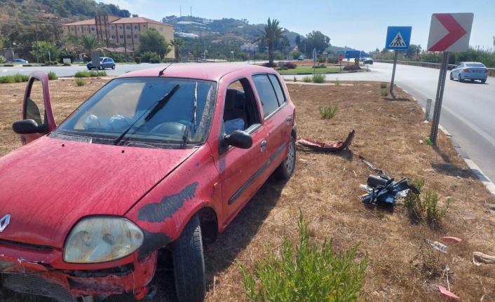 Alanya’da İYİ Partili yöneticinin kızı kaza yaptı