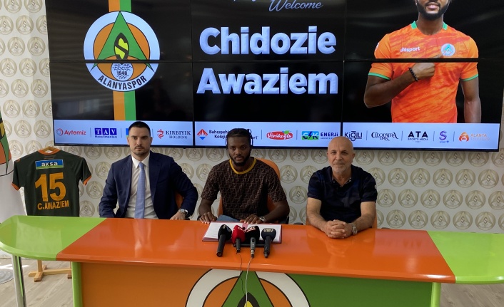 Alanyaspor Chidozie Awaziem ile imzaladı