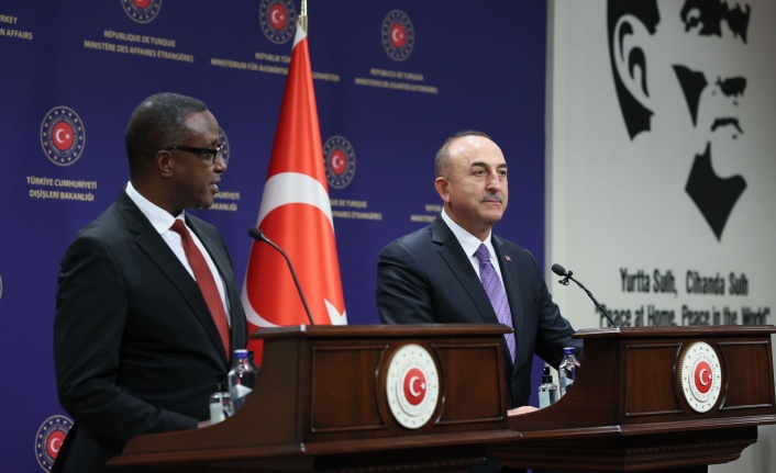 Çavuşoğlu: Kim yaparsa yapsın darbelere karşıyız