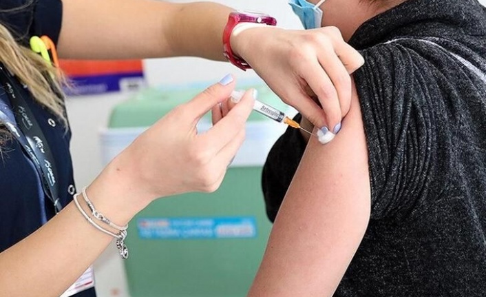 Eczanelere gelmeye başladı! Fiyatı belli oldu
