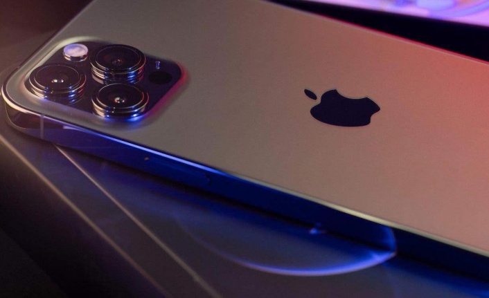 iPhone 13 modellerinin depolama kapasitesi ve renk seçenekleri ortaya çıktı