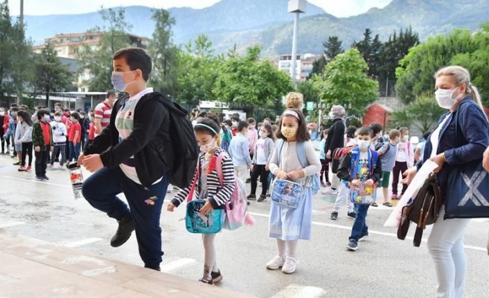 Okullar için yeni uygulama! Detaylar belli oldu: Pazartesi günü başlıyor