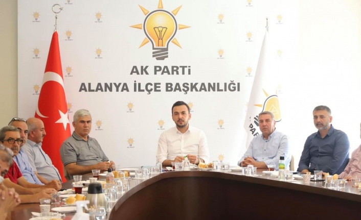 AK Parti Alanya toplandı