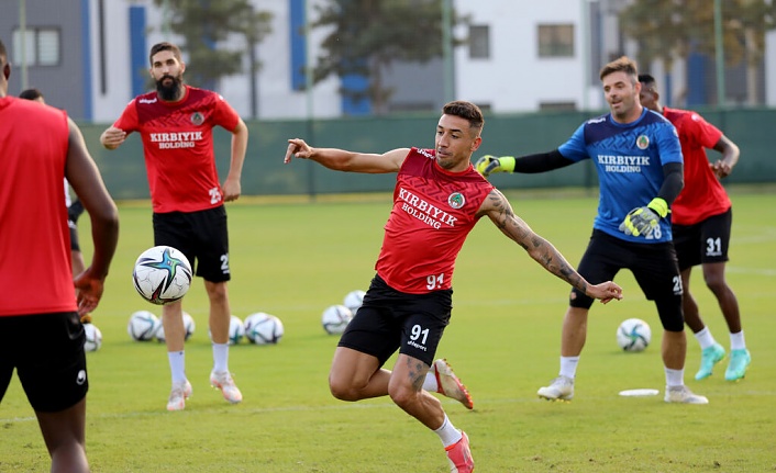 Alanyaspor, Göztepe maçı hazırlıklarına başladı