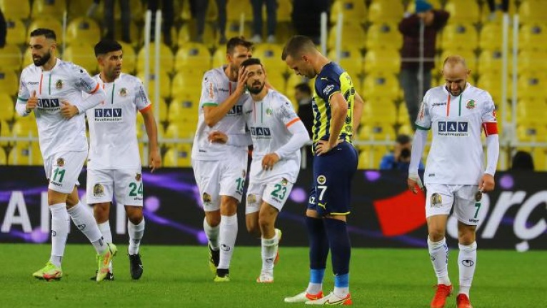Alanyaspor'un gözü zirvede!