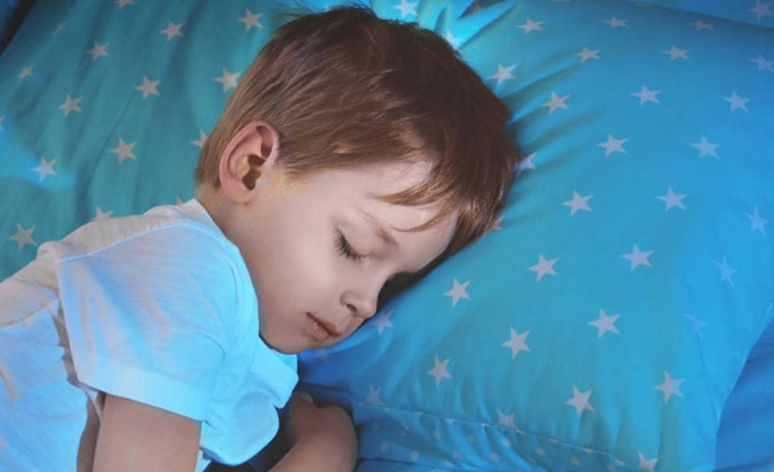 Çocuklarda gece yatak ıslatmanın tedavisi nedir?