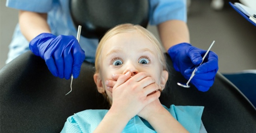 Diş doktoru korkusu olan çocuklara nasıl yaklaşılmalı?