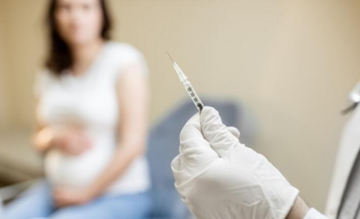 Hamileler ne zaman korona aşısı yaptırmalı?