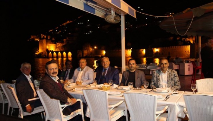 Hisarcıklıoğlu Alanya’ya hayran kaldı