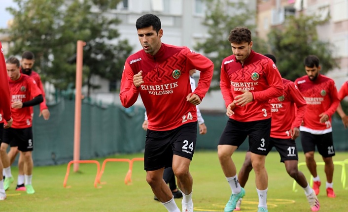 Alanyaspor hazırlıklarını sürdürdü