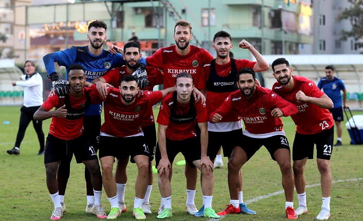 Alanyaspor, Antalyaspor maçı hazırlıklarına başladı