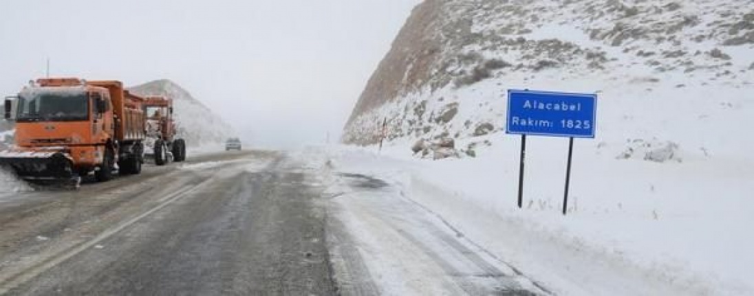 Alanya - Konya yolunu kullanacaklar dikkat!