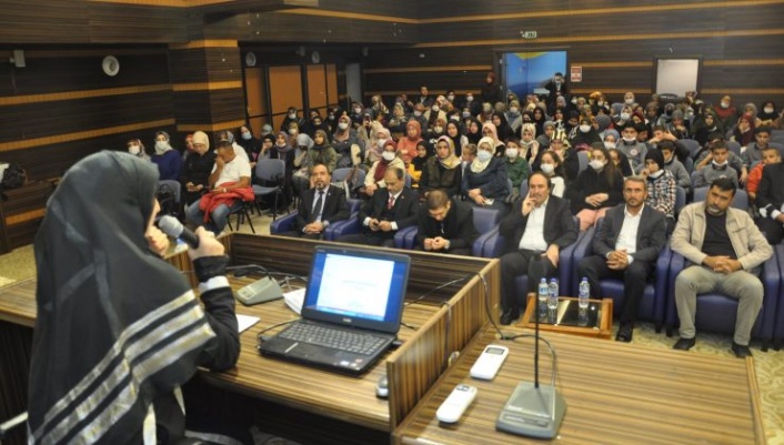 Alanya Müftülüğü’nün konferansı yoğun ilgi gördü