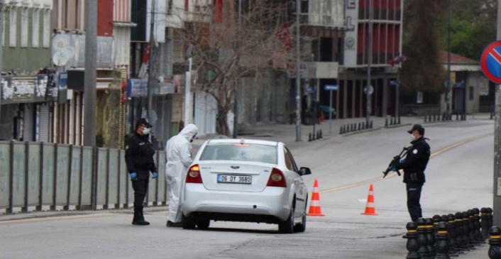 Sağlık Bakanı'ndan yeni döneme ilişkin açıklama geldi: Kapatma düşünmüyoruz!