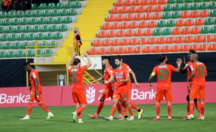 Alanyaspor kupada gol oldu yağdı: 6-0