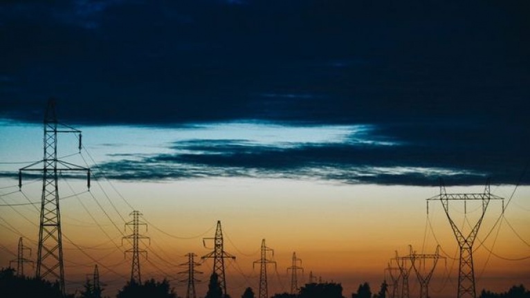 Elektrikte serbest tüketici sınırı düşürüldü