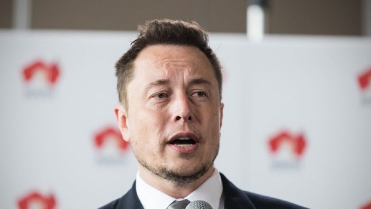 Musk 11 milyar dolardan fazla vergi ödeyeceğini duyurdu