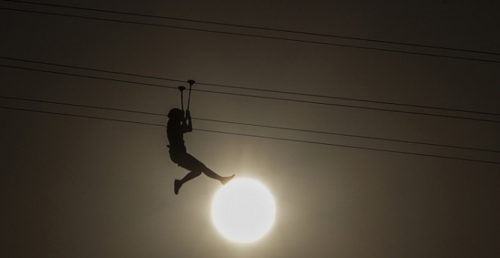 Zipline yaparken hayatını kaybetti