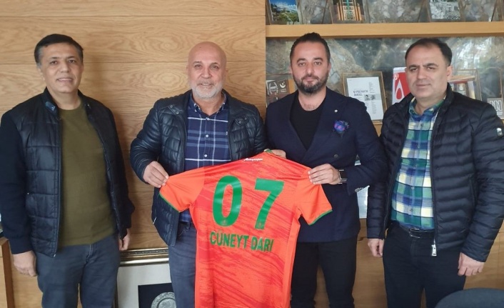 Alanyalı mimar Darı’dan Alanyaspor'a destek