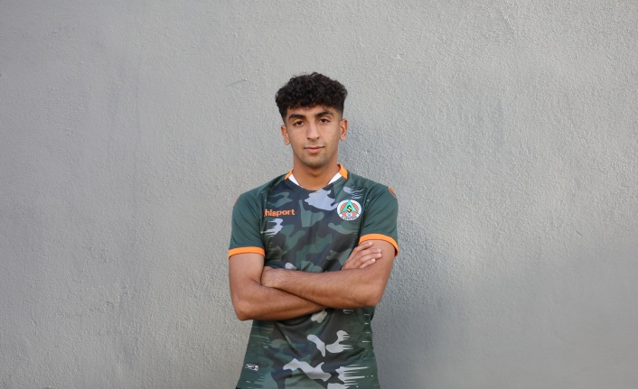 Alanyaspor'dan bir futbolcuya daha milli davet