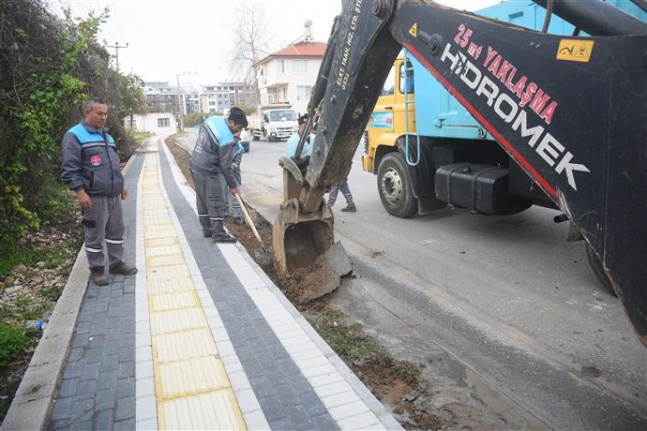 Alanya Belediyesi’nden şehir merkezinde hummalı çalışma