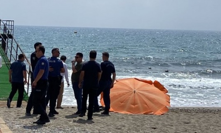 Alanya'da Norveçli kadının sahilde cansız bedeni bulundu!