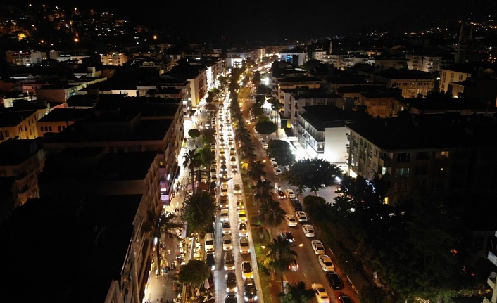 Alanya'da bayram yoğunluğu!