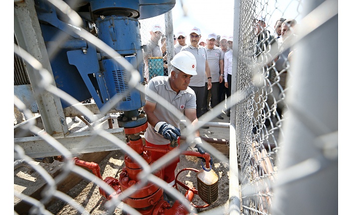 Adana'da son derece ekonomik bir petrol bulundu!