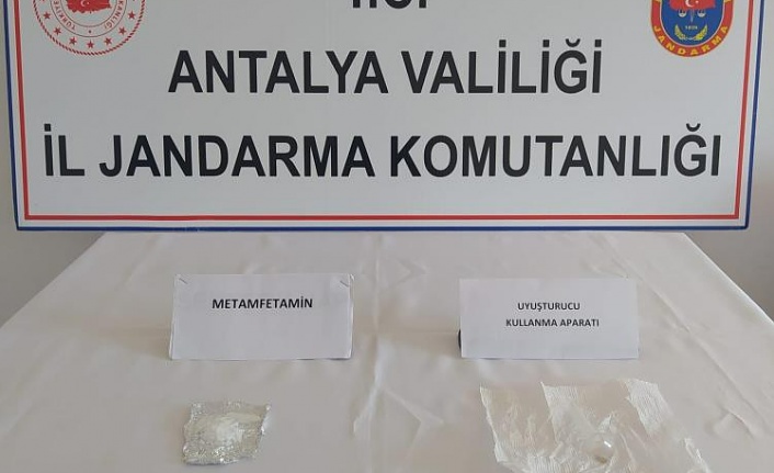 Alanya 'da şüpheli araçtan uyuşturucu çıktı!