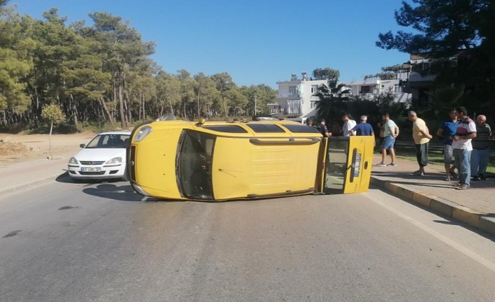 Hafif ticari araç devrilerek sürüklendi: 1 yaralı