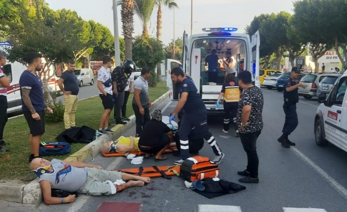 Motosikletin çarptığı Polonyalı turistler ağır yaralandı !