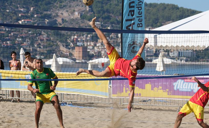 FOOTVOLLEY DÜNYA KULÜPLER KUPASI ALANYA’DA