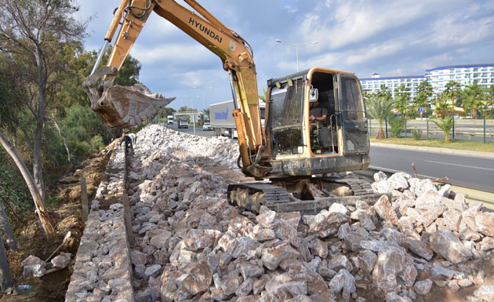 TÜRKLER, PAYALLAR VE KONAKLI SAHİL PROJESİ’NDE ÇALIŞMALAR SÜRÜYOR