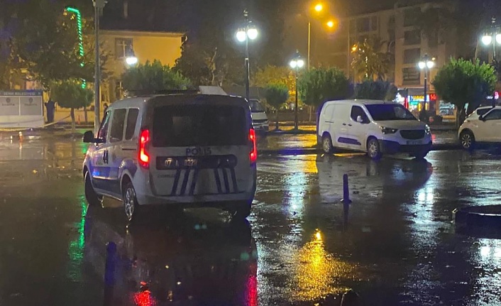 Gece yarısı otoparkta iki grup arasında silahlı çatışma: 5 yaralı!