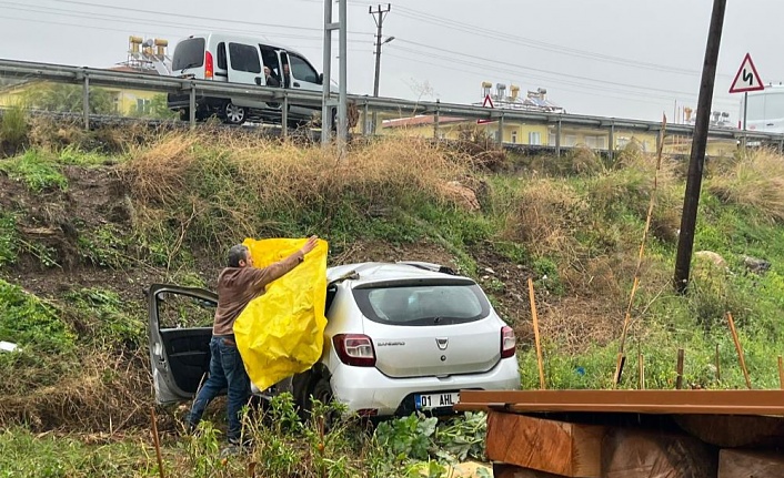 Alanya'da yağış kazaya neden oldu: 1’i ağır 5 kişi yaralı!