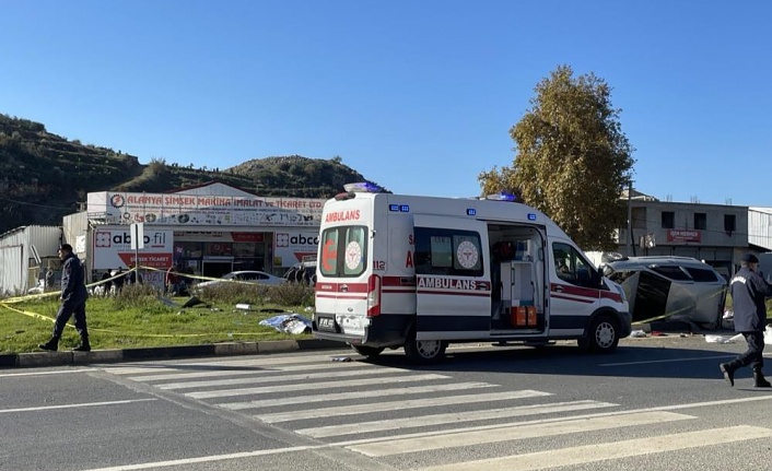 Kamyonetin çarptığı otomobilin sürücüsü hayatını kaybetti!