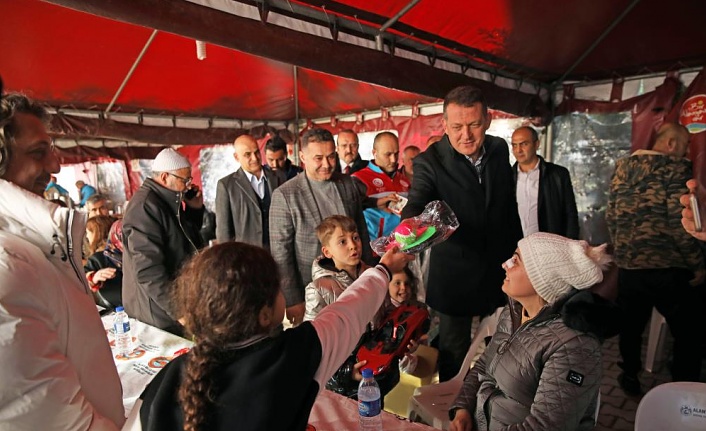 Alanya'nın ağırladığı depremzede 4 bin 600'e ulaştı