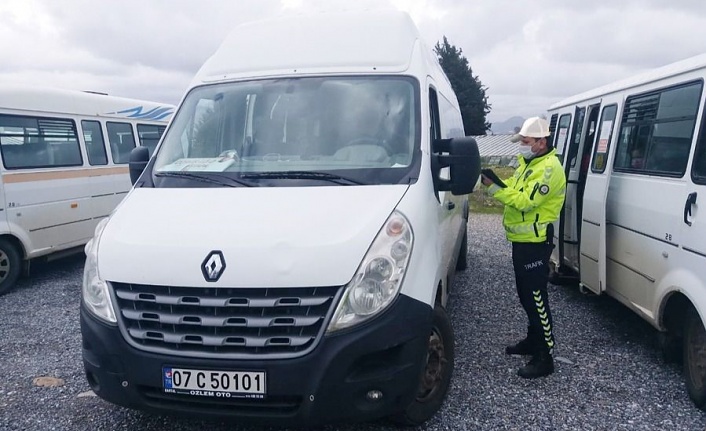 Gazipaşa'da okul servisleri sıkı denetim