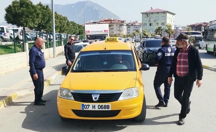 Alanya’da halk otobüsleri ve taksiler denetlendi