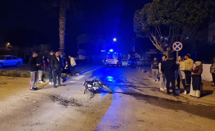 Manavgat’ta otomobille motosiklet çarpıştı: 1 yaralı!