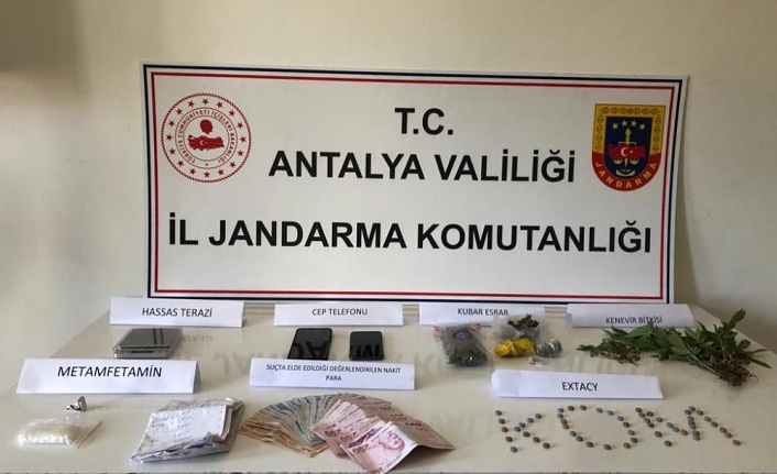 Jandarmadan Alanya’da uyuşturucu operasyonu!