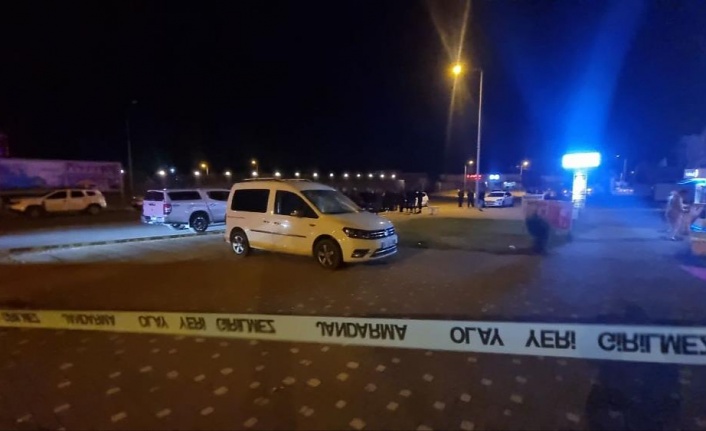 Manavgat'ta silahlı ağaç sökme kesme kavgası: 2'si ağır 5 yaralı