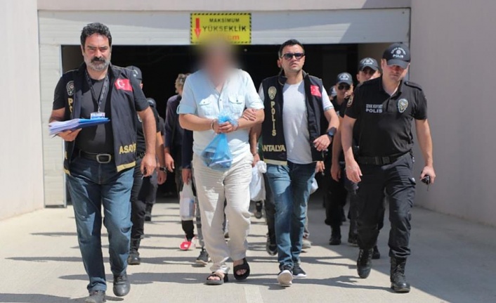 Polisten 50 ekiple eş zamanlı operasyon: 112 firari yakalandı