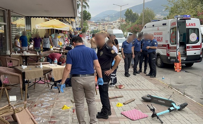 Alanya'da sopalı kavga... Polis silah kullandı...