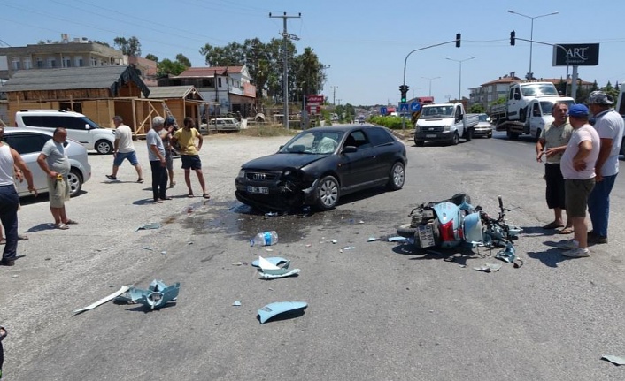 Kask takmayan sürücü ölümden döndü