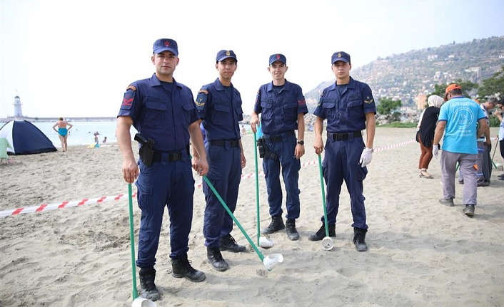 Galip Dere Halk Plajı'nda ikinci kategorize çalışması gerçekleştirildi