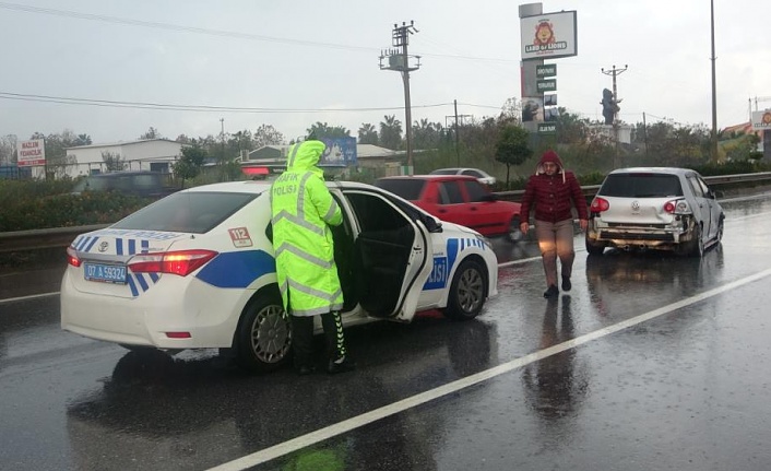 Hurdaya Dönen Araçtan Burnu Kanamadan Çıktı